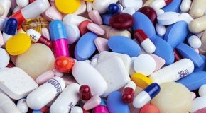 Médicaments à éviter : la liste noire 2022 de Prescrire