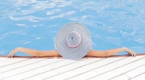 « Plateformes en ligne : à quoi devez-vous faire attention avant de réserver vos vacances ? »