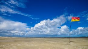 « Vacances : votre plage hissera-t-elle le fameux Pavillon bleu en 2025 ? »