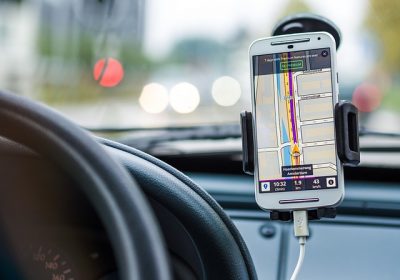 « GPS en voiture : son utilisation est-elle autorisée ? On vous explique »